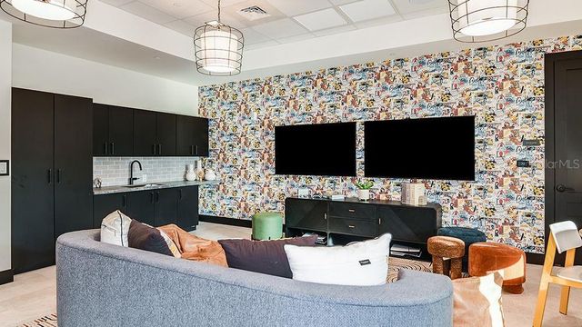 7805 CENTAURUS WAY, Sarasota, FL 34241