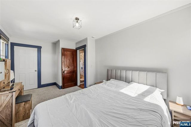 344 Rutherford Avenue, Lyndhurst, NJ 07071