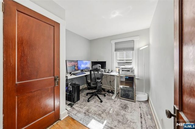 344 Rutherford Avenue, Lyndhurst, NJ 07071