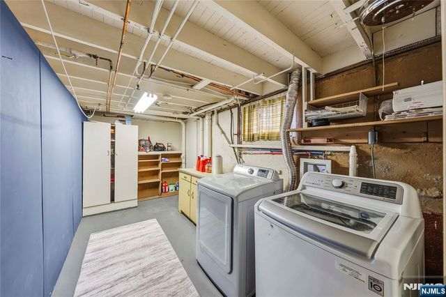 344 Rutherford Avenue, Lyndhurst, NJ 07071