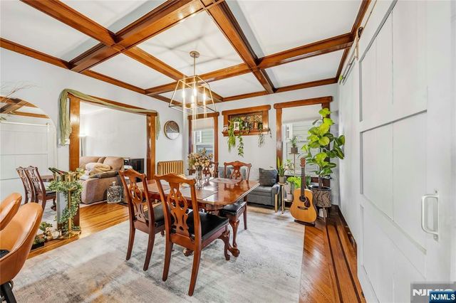 344 Rutherford Avenue, Lyndhurst, NJ 07071