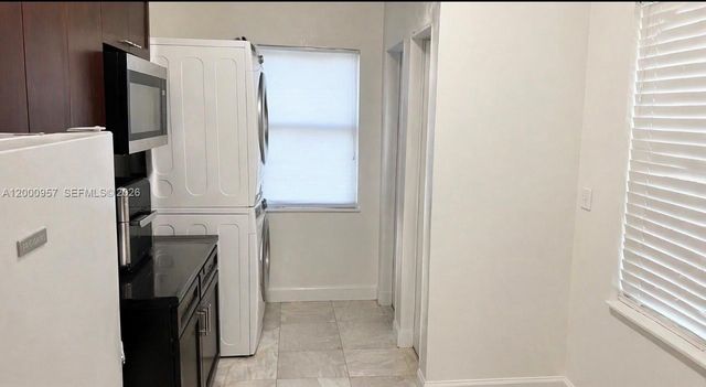 15206 NE 8th Ave, Miami, FL 33162