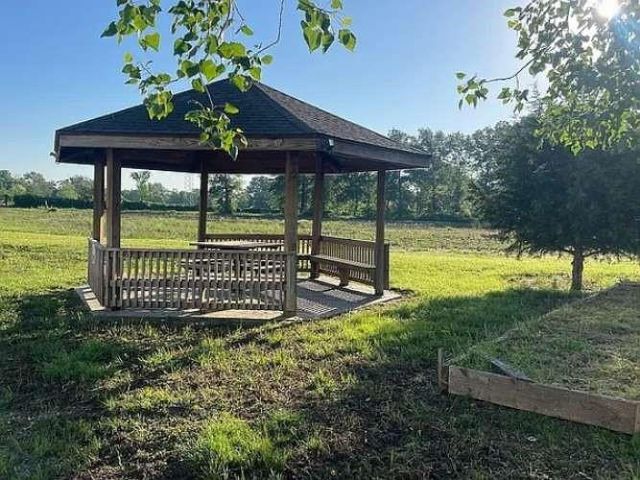 12623 S 1600th Road, Nevada, MO 64772