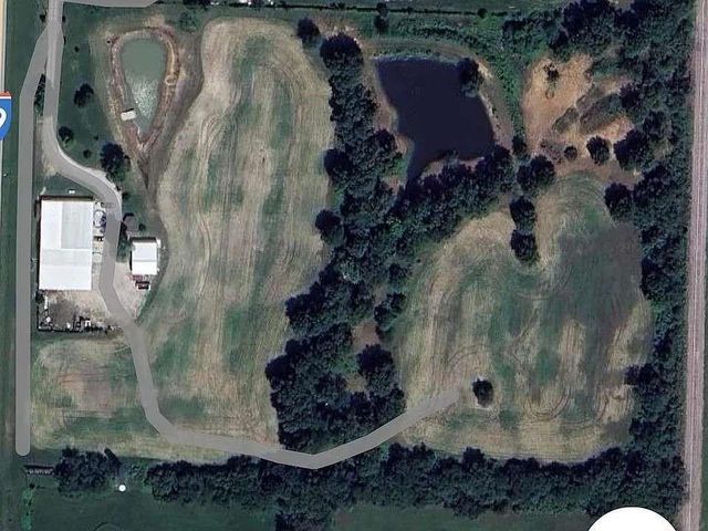12623 S 1600th Road, Nevada, MO 64772