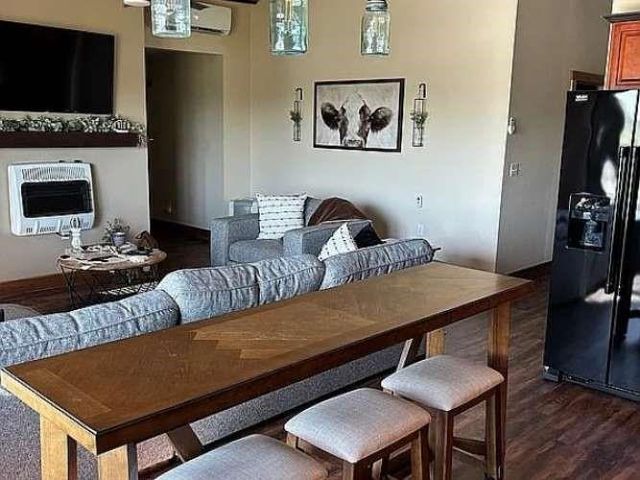 12623 S 1600th Road, Nevada, MO 64772