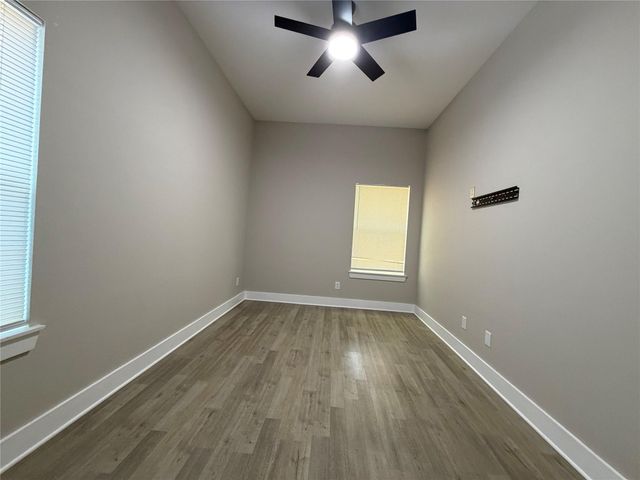 8114 Double Avenue A, Houston, TX 77088