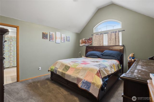 665 Tufts Avenue E, Port Orchard, WA 98366