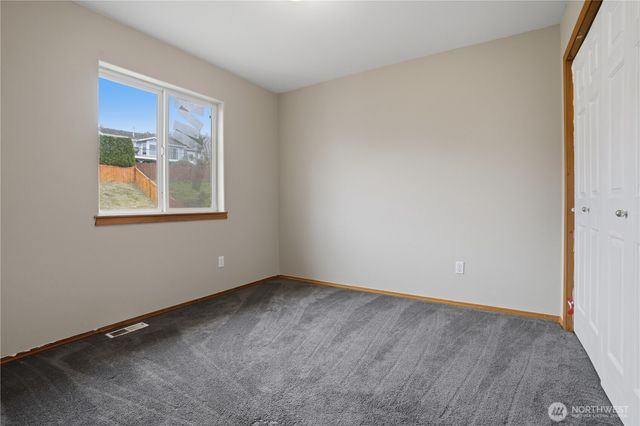 665 Tufts Avenue E, Port Orchard, WA 98366