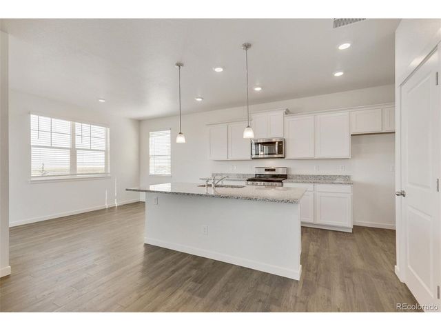 1443 Uphill St, Lochbuie, CO 80603