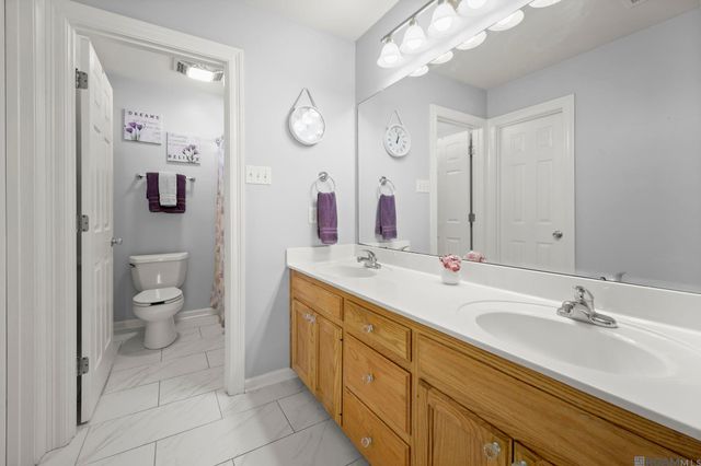 9156 Drew Dr, Denham Springs, LA 70726