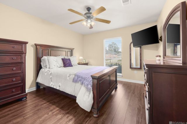 9156 Drew Dr, Denham Springs, LA 70726