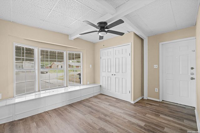 5125 FOXCROSS DR, Kirby, TX 78219