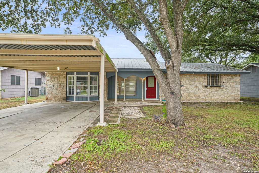 5125 FOXCROSS DR, Kirby, TX 78219