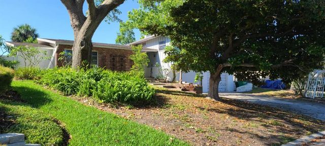 3717 MCKAY CREEK DRIVE, Largo, FL 33770
