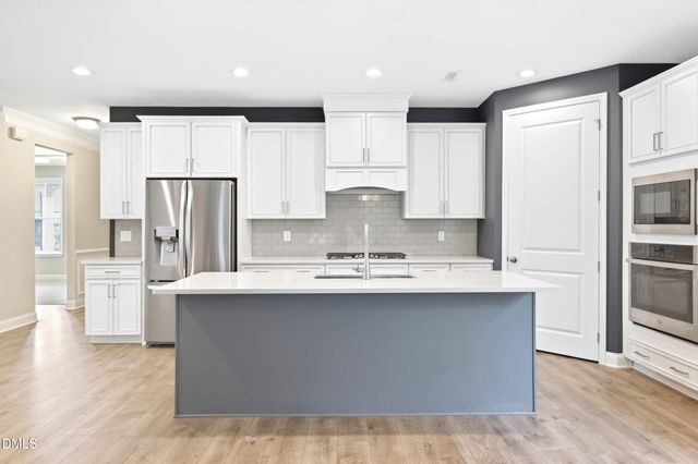 1106 Pondfield Way, Durham, NC 27713