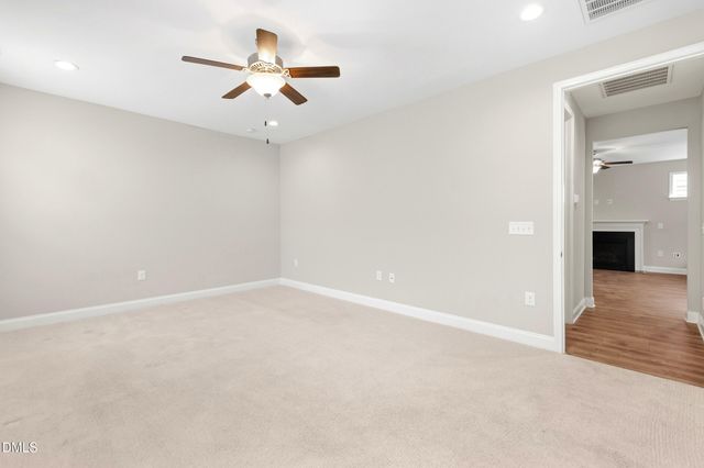 1106 Pondfield Way, Durham, NC 27713