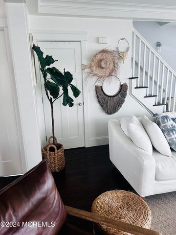 4 Griffin Street, Monmouth Beach, NJ 07750