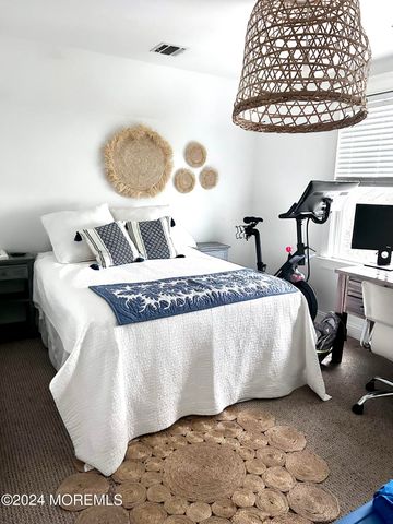 4 Griffin Street, Monmouth Beach, NJ 07750