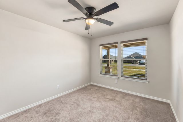 804 S Adelaide Street, Terrell, TX 75160