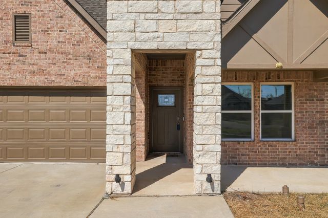 804 S Adelaide Street, Terrell, TX 75160