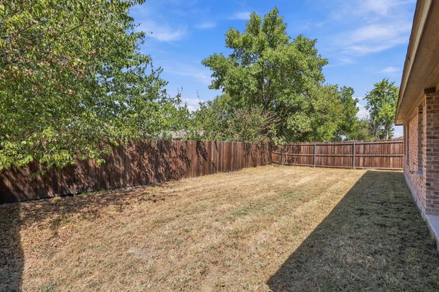 804 S Adelaide Street, Terrell, TX 75160