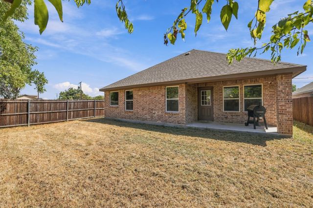 804 S Adelaide Street, Terrell, TX 75160