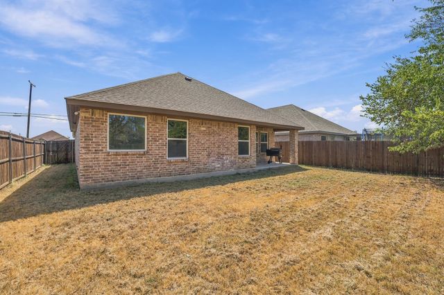 804 S Adelaide Street, Terrell, TX 75160