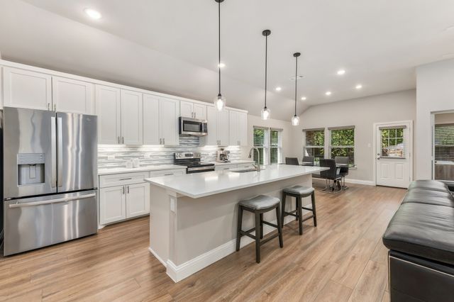 804 S Adelaide Street, Terrell, TX 75160