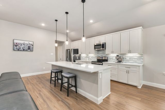 804 S Adelaide Street, Terrell, TX 75160