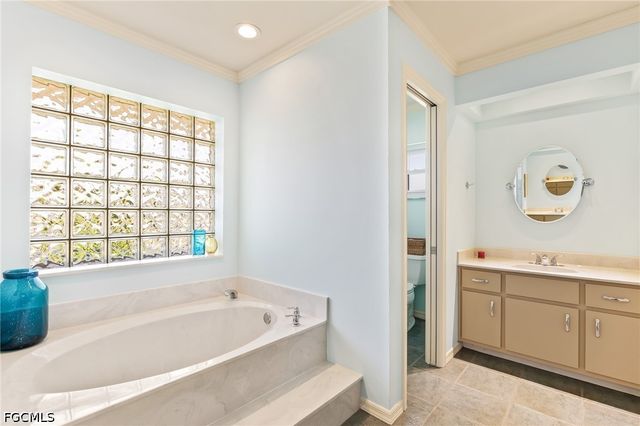 17593 Moorfield DR, Fort Myers, FL 33908