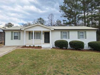 3926 Juanita Drive, Macon, GA 31216