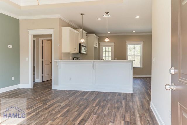 104 Mangrove Court, Jesup, GA 31546