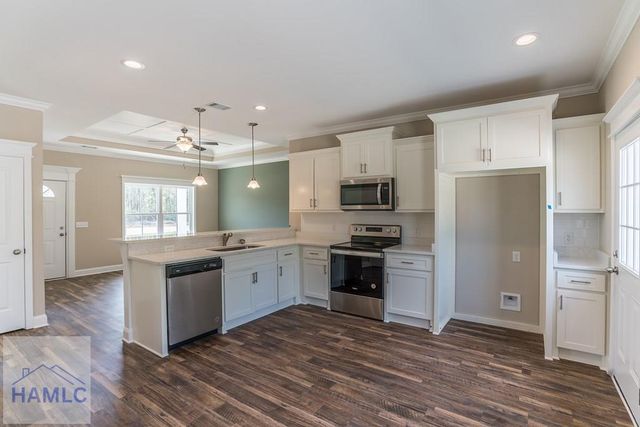 104 Mangrove Court, Jesup, GA 31546