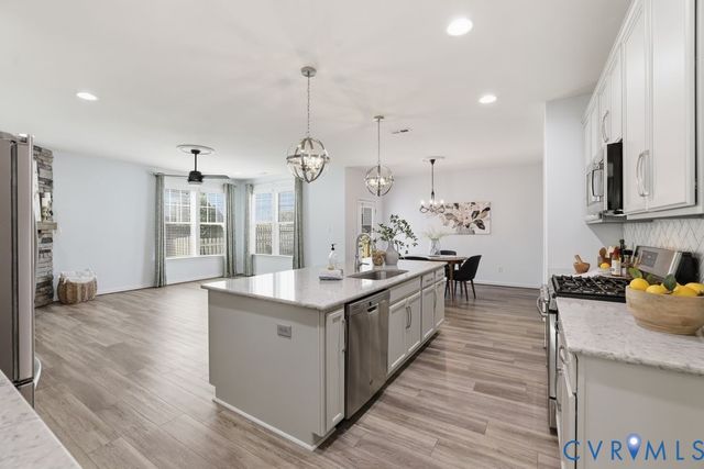 6618 Southwalk Hts, Moseley, VA 23120