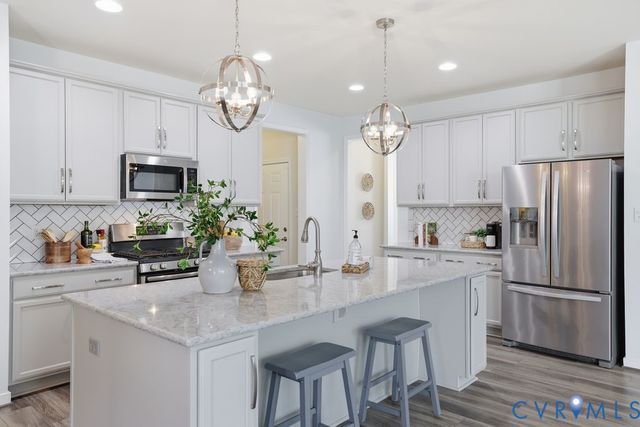 6618 Southwalk Hts, Moseley, VA 23120