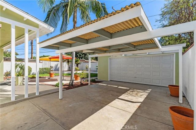 5820 E Pavo, Long Beach, CA 90808