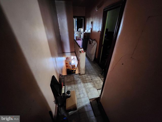 5047 N 8TH ST, Philadelphia, PA 19120