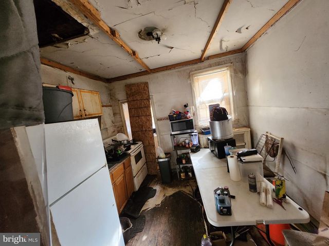 5047 N 8TH ST, Philadelphia, PA 19120
