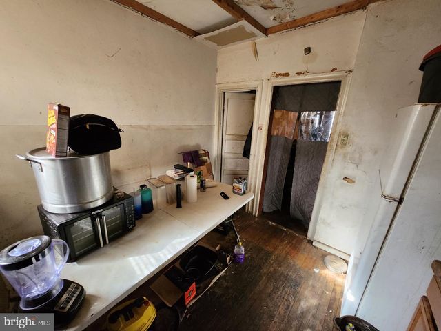 5047 N 8TH ST, Philadelphia, PA 19120