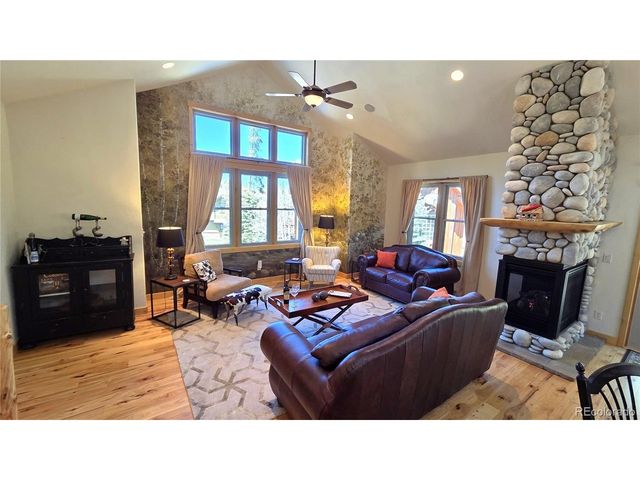 419 Kestrel Ln, Silverthorne, CO 80498