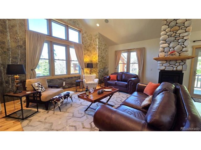 419 Kestrel Ln, Silverthorne, CO 80498