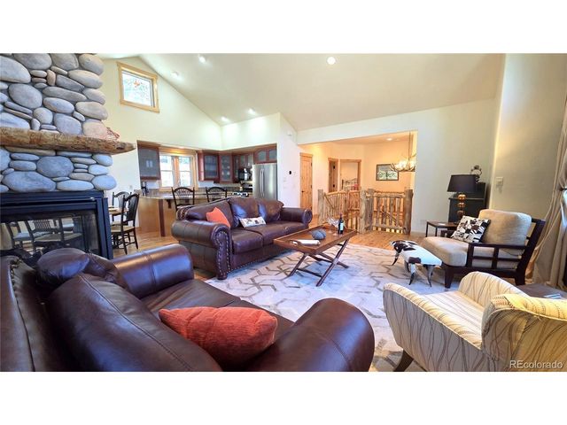 419 Kestrel Ln, Silverthorne, CO 80498