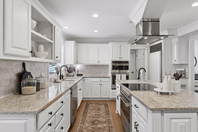 6609 Field Way, Edina, MN 55436