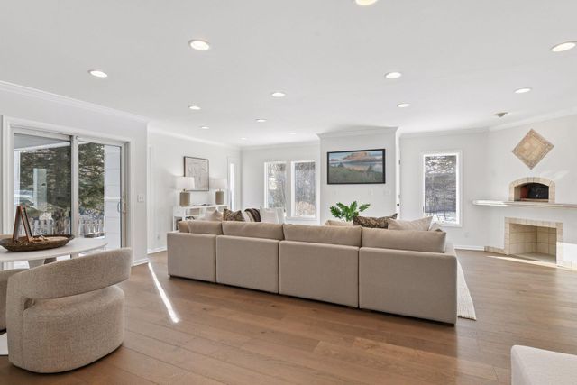 6609 Field Way, Edina, MN 55436