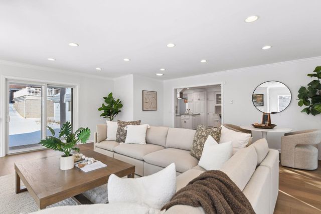 6609 Field Way, Edina, MN 55436