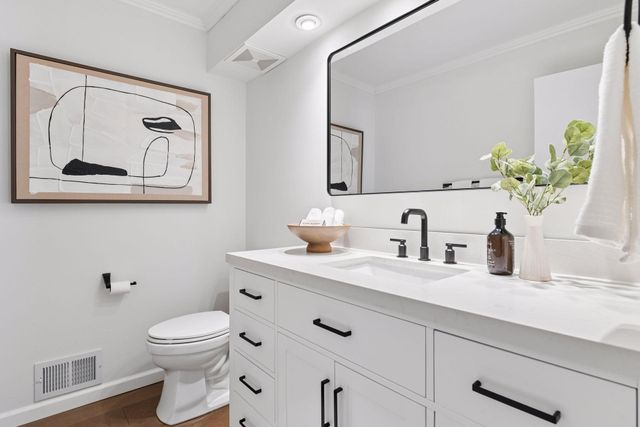 6609 Field Way, Edina, MN 55436