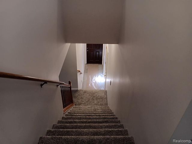 15133 Eddy Lake Road, Fenton, MI 48430