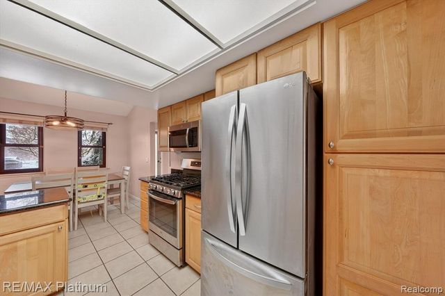 2927 Moon Lake Drive 58, West Bloomfield, MI 48323