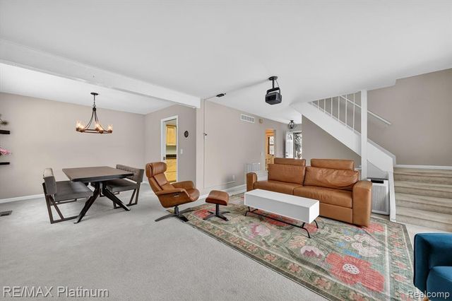 2927 Moon Lake Drive 58, West Bloomfield, MI 48323