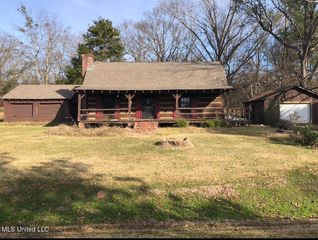 4080 Lake Road, Jackson, MS 39212